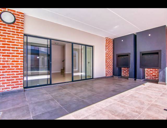 2 BEDROOM APARTMENT RENTED IN BRYANSTON